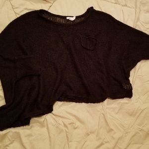 Coff Shoulder Crop Top